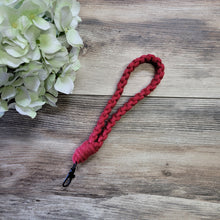 Load image into Gallery viewer, Macrame wristlet keychain- Various colors