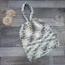 Load image into Gallery viewer, Crochet Market Bag Two
