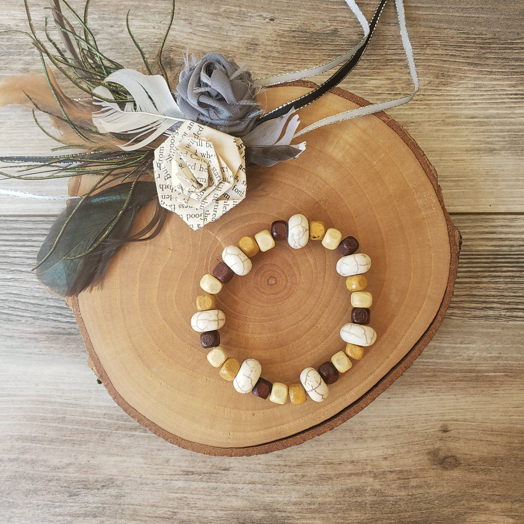 Howlite and wood bead stretchy bracelet