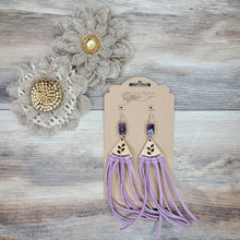 Load image into Gallery viewer, Bamboo, Amethyst and leather earrings

