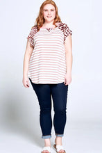 Load image into Gallery viewer, Emerald Collection - Raglan Animal Printed Short Sleeve Top
